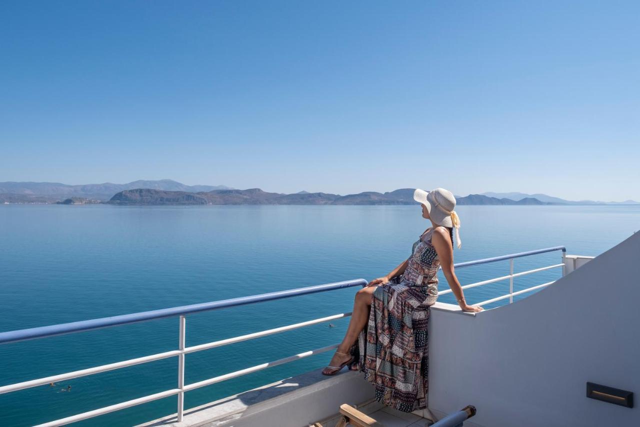 Meli Apartments & Villas Kivérion エクステリア 写真