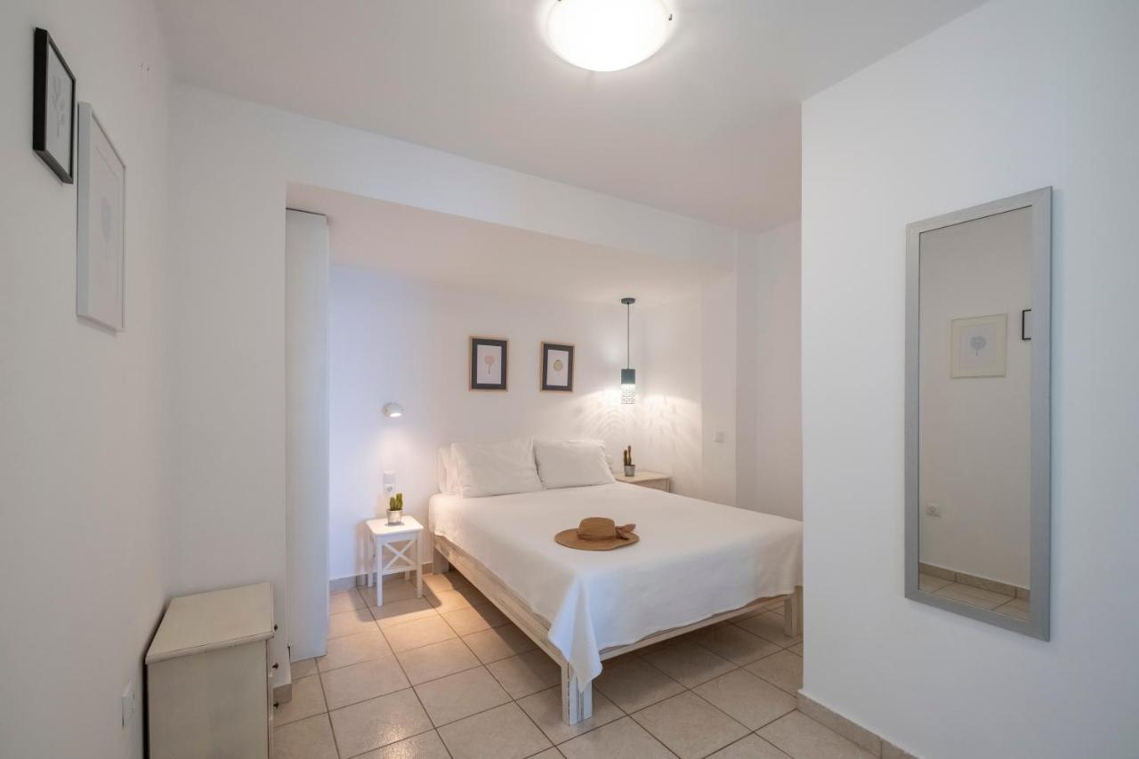 Meli Apartments & Villas Kivérion エクステリア 写真