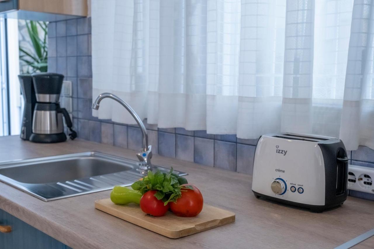 Meli Apartments & Villas Kivérion エクステリア 写真