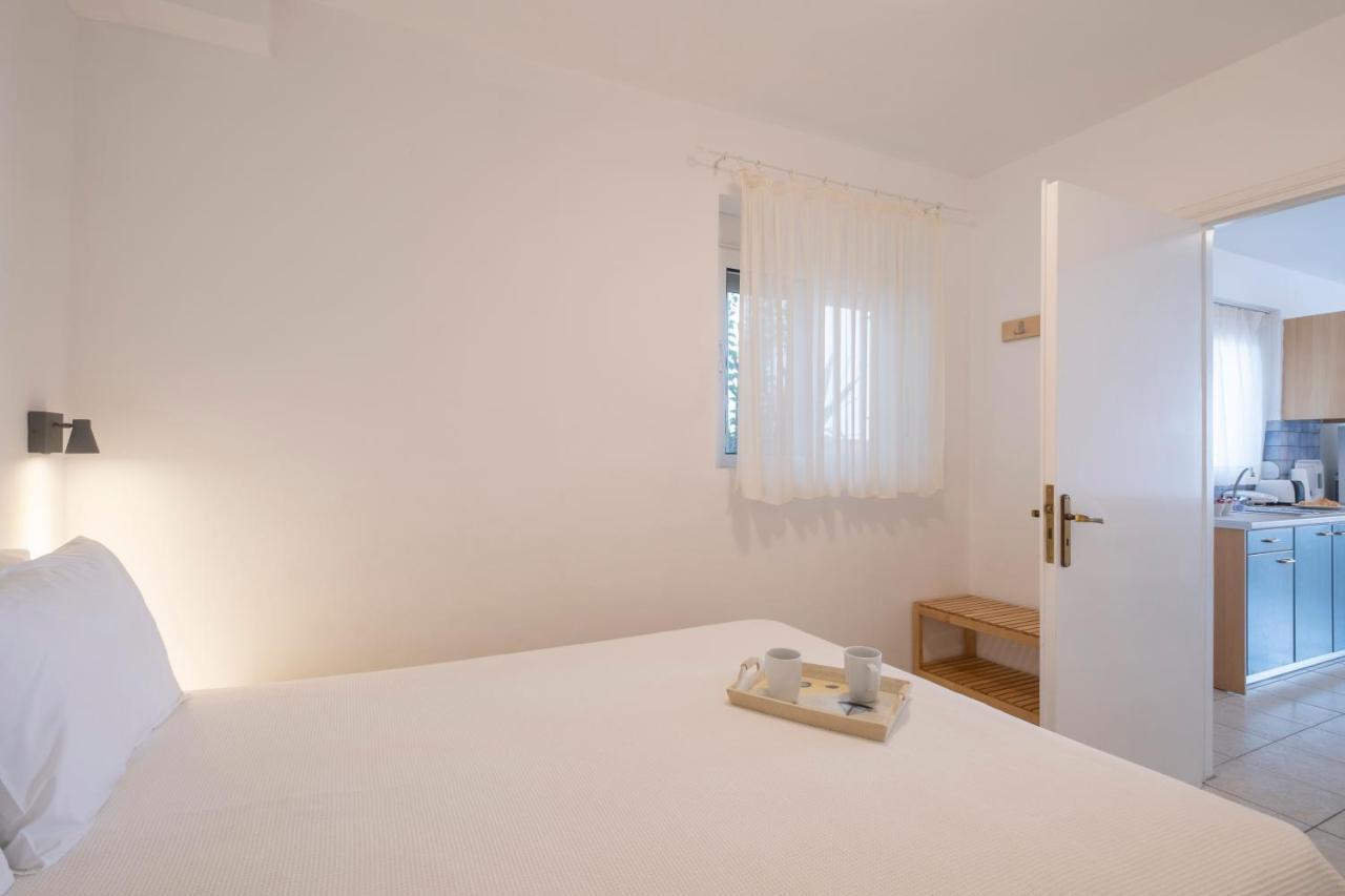 Meli Apartments & Villas Kivérion エクステリア 写真